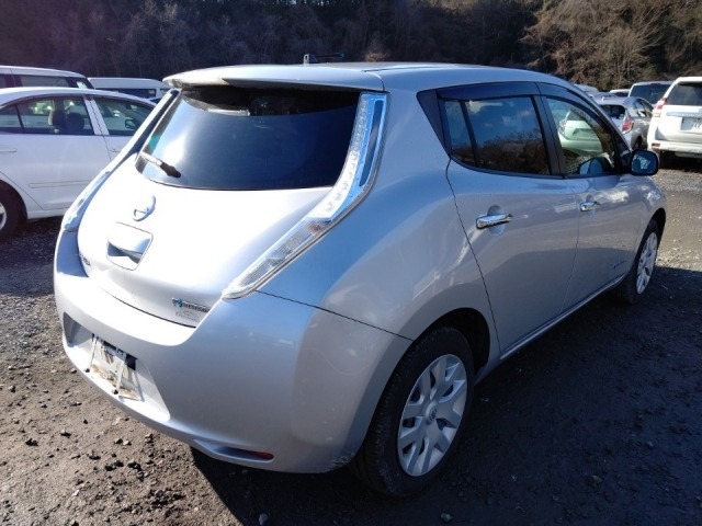 2013 NISSAN LEAF